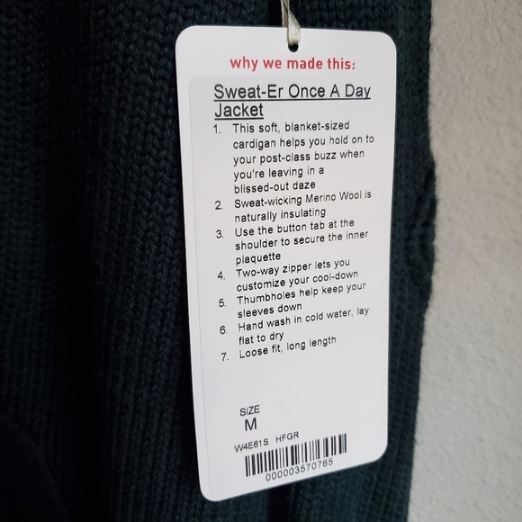 Lululemon Sweat-Er Once A Day Jacket size M NWT - Picture 3 of 7